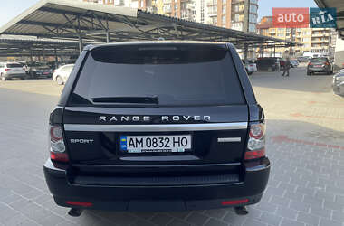 Внедорожник / Кроссовер Land Rover Range Rover Sport 2012 в 