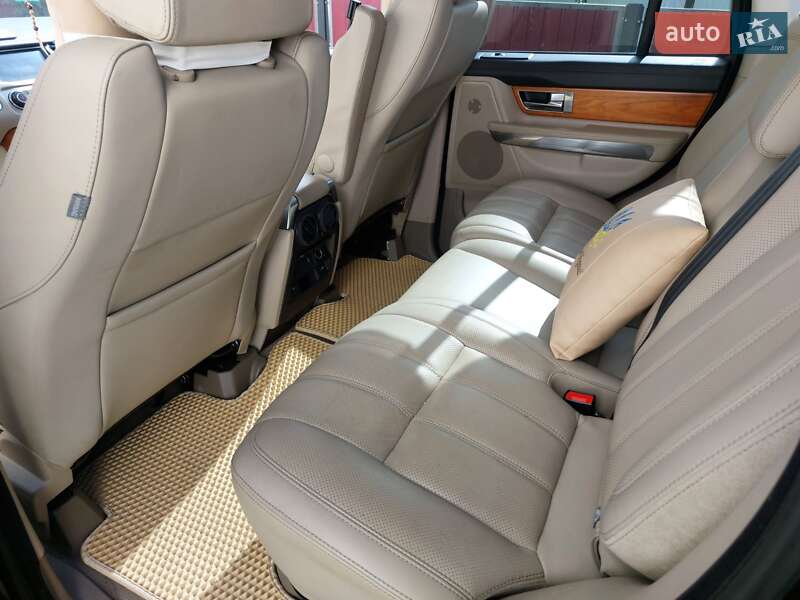 Внедорожник / Кроссовер Land Rover Range Rover Sport 2011 в Калуше