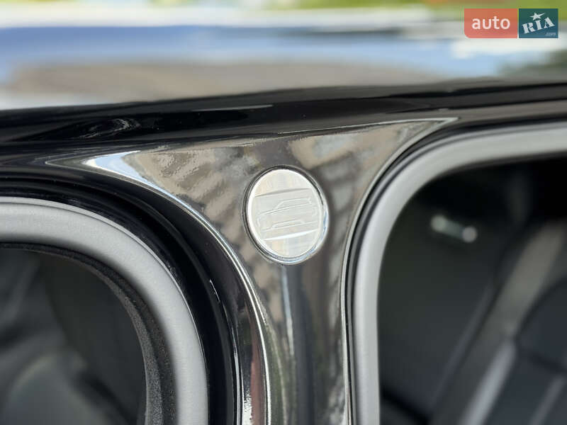 Внедорожник / Кроссовер Land Rover Range Rover Sport 2016 в Киеве