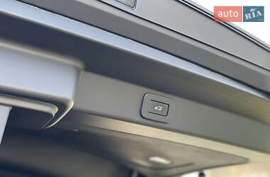 Позашляховик / Кросовер Land Rover Range Rover Sport 2023 в 