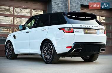 Внедорожник / Кроссовер Land Rover Range Rover Sport 2018 в 