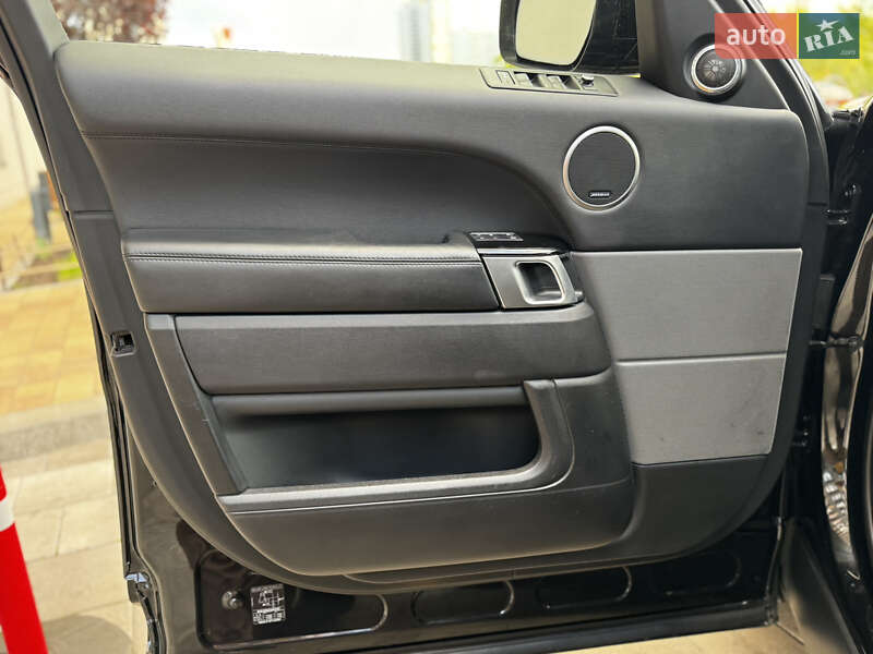 Позашляховик / Кросовер Land Rover Range Rover Sport 2016 в Києві