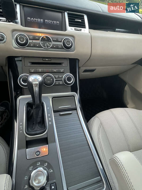 Внедорожник / Кроссовер Land Rover Range Rover Sport 2011 в Днепре