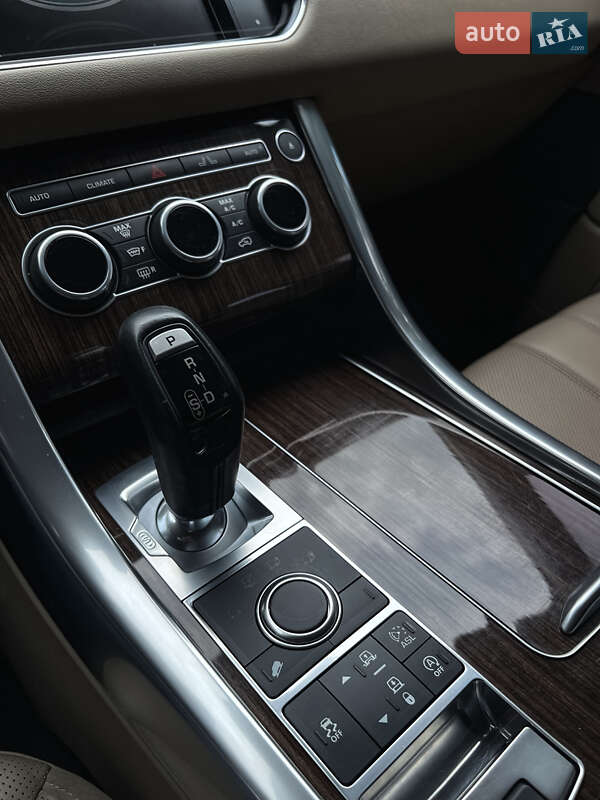 Внедорожник / Кроссовер Land Rover Range Rover Sport 2015 в Киеве