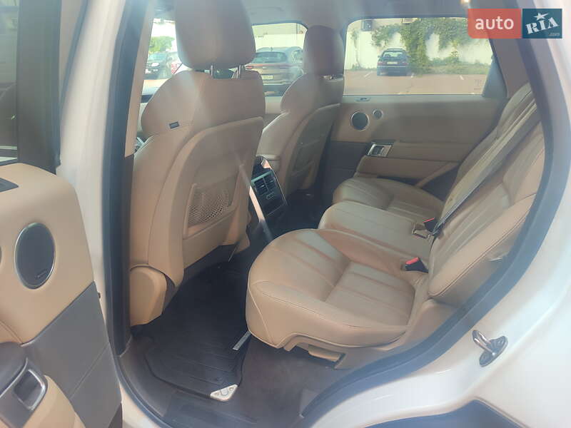 Внедорожник / Кроссовер Land Rover Range Rover Sport 2015 в Киеве фото 11 Внедорожник / Кроссовер Land Rover Range Rover Sport 2015 в Киеве