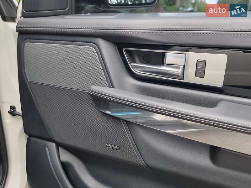 Внедорожник / Кроссовер Land Rover Range Rover Sport 2009 в Киеве