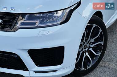 Позашляховик / Кросовер Land Rover Range Rover Sport 2019 в 