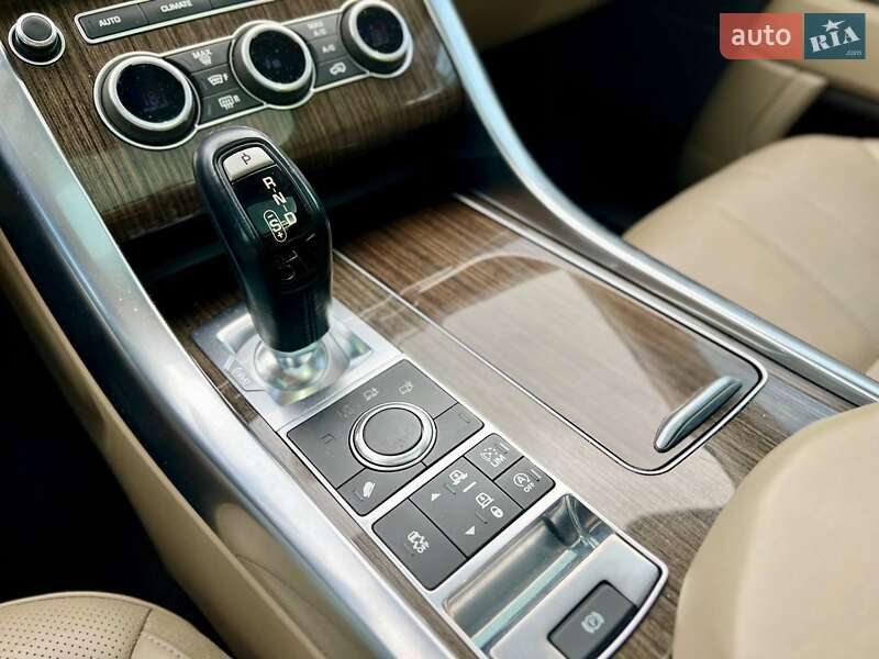 Внедорожник / Кроссовер Land Rover Range Rover Sport 2017 в Киеве