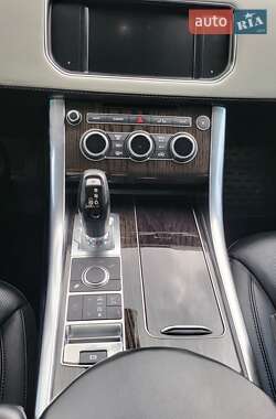 Внедорожник / Кроссовер Land Rover Range Rover Sport 2015 в 