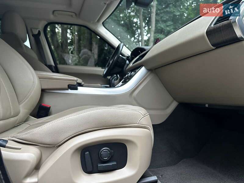 Внедорожник / Кроссовер Land Rover Range Rover Sport 2017 в Киеве
