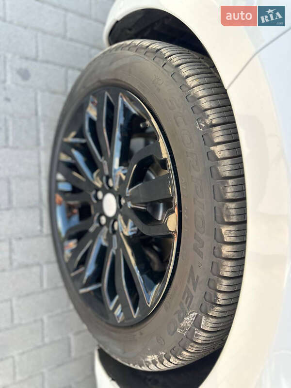 Внедорожник / Кроссовер Land Rover Range Rover Sport 2017 в Козине