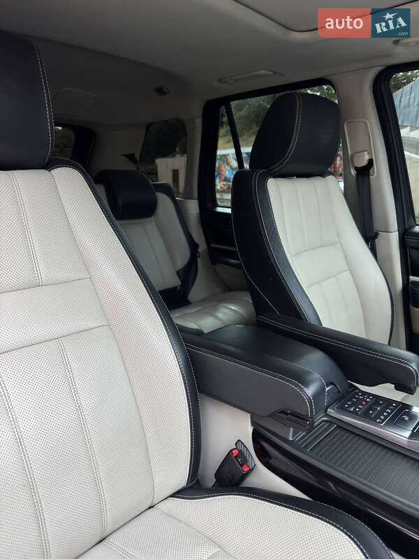 Внедорожник / Кроссовер Land Rover Range Rover Sport 2012 в Киеве