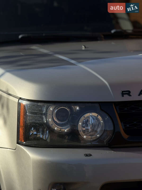 Внедорожник / Кроссовер Land Rover Range Rover Sport 2010 в Радомышле