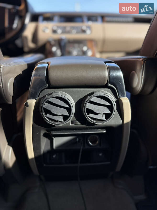 Внедорожник / Кроссовер Land Rover Range Rover Sport 2010 в Радомышле