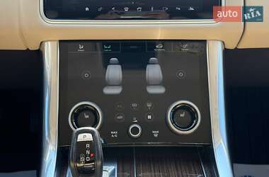 Внедорожник / Кроссовер Land Rover Range Rover Sport 2019 в 