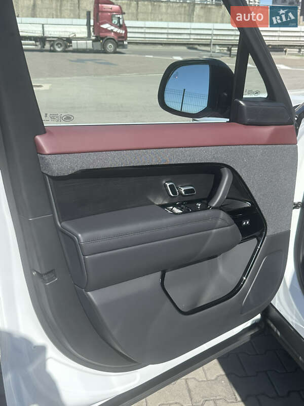 Позашляховик / Кросовер Land Rover Range Rover Sport 2025 в Києві фото 37 Позашляховик / Кросовер Land Rover Range Rover Sport 2025 в Києві