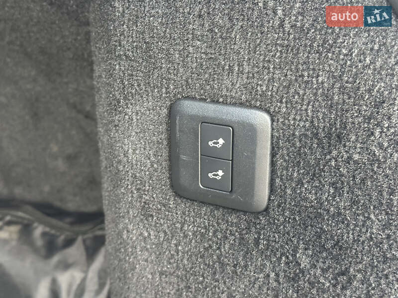 Внедорожник / Кроссовер Land Rover Range Rover Sport 2019 в Киеве