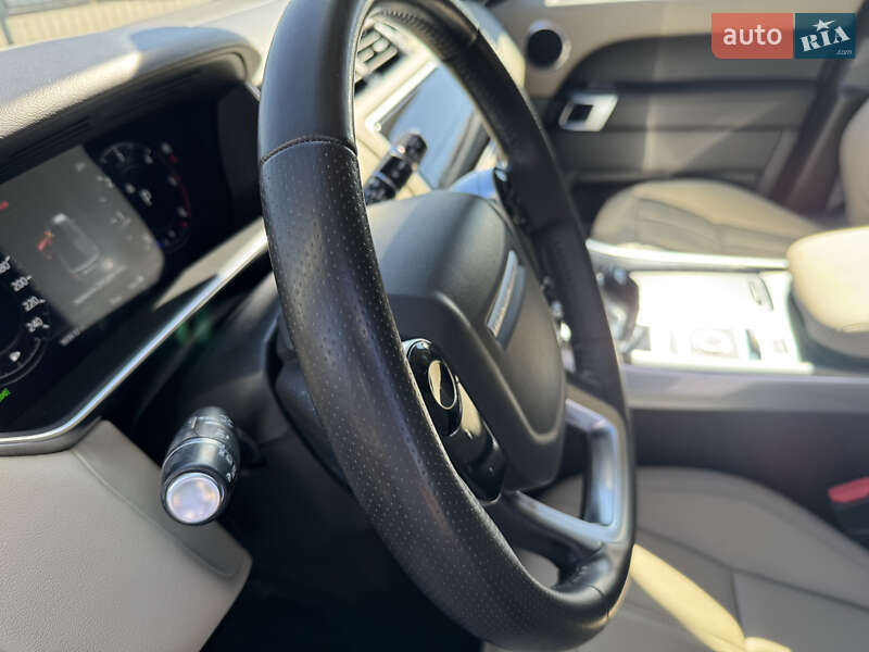 Внедорожник / Кроссовер Land Rover Range Rover Sport 2018 в Киеве фото 21 Внедорожник / Кроссовер Land Rover Range Rover Sport 2018 в Киеве