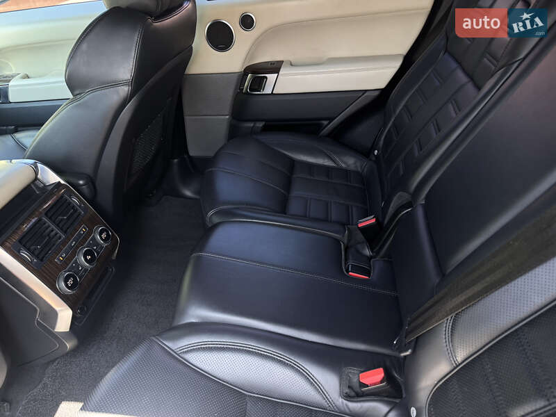 Внедорожник / Кроссовер Land Rover Range Rover Sport 2014 в Черновцах