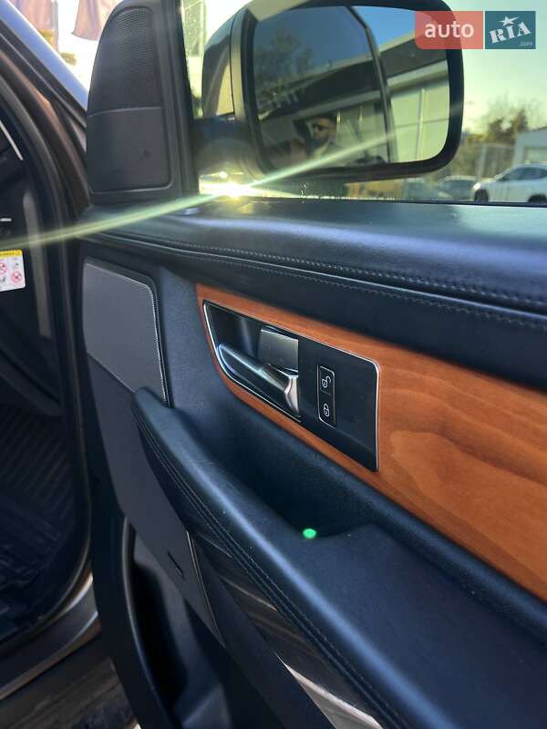 Внедорожник / Кроссовер Land Rover Range Rover Sport 2011 в Полтаве