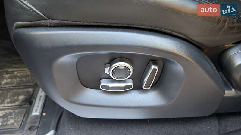 Внедорожник / Кроссовер Land Rover Range Rover Sport 2017 в Киеве