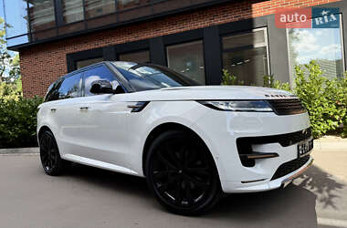 Внедорожник / Кроссовер Land Rover Range Rover Sport 2022 в  фото 2 Внедорожник / Кроссовер Land Rover Range Rover Sport 2022 в