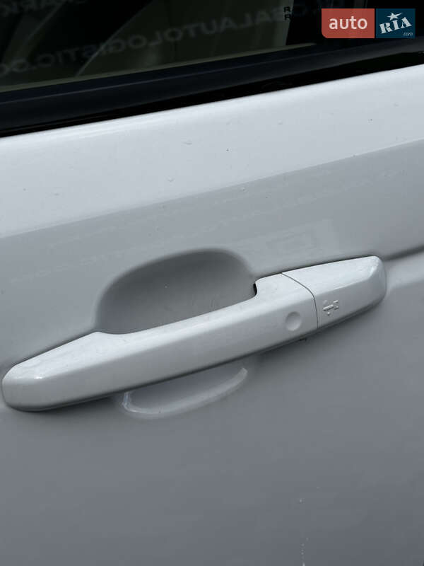 Внедорожник / Кроссовер Land Rover Range Rover Sport 2014 в Львове