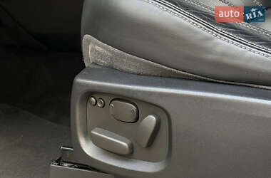 Внедорожник / Кроссовер Land Rover Range Rover Sport 2010 в 