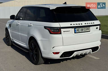 Внедорожник / Кроссовер Land Rover Range Rover Sport 2015 в 