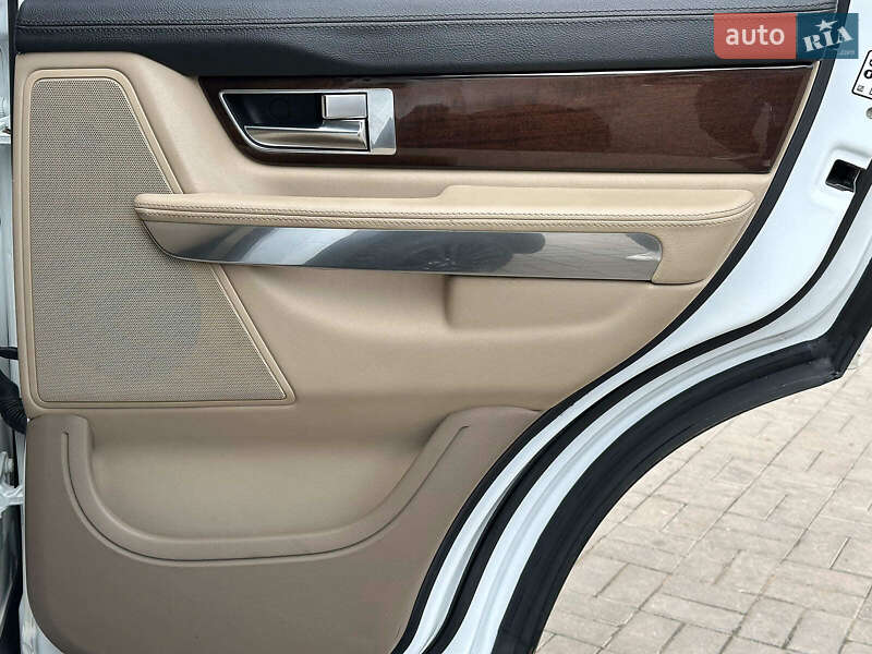 Внедорожник / Кроссовер Land Rover Range Rover Sport 2010 в Одессе