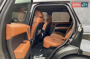 Позашляховик / Кросовер Land Rover Range Rover Sport 2017 в  фото 4 Позашляховик / Кросовер Land Rover Range Rover Sport 2017 в