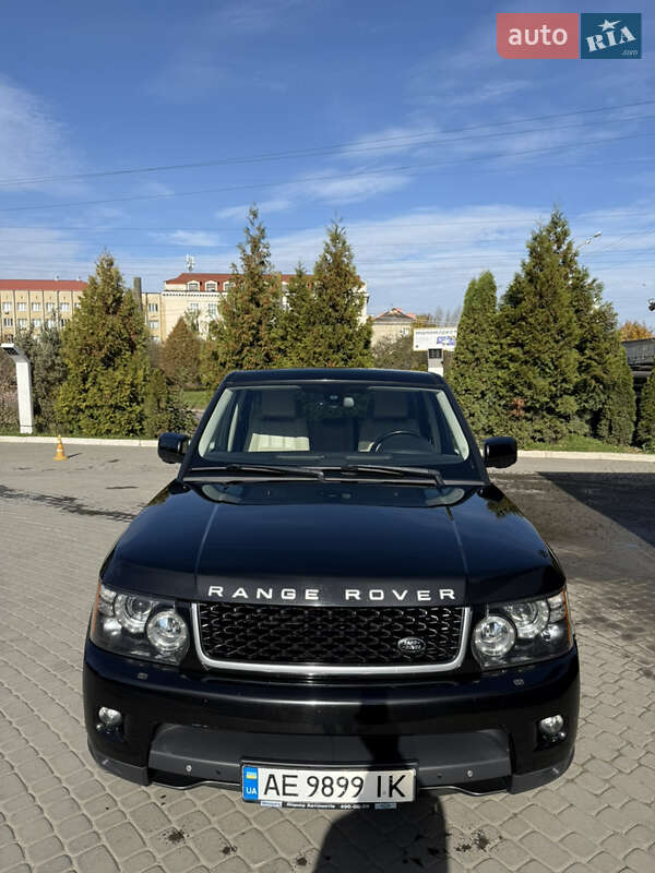 Внедорожник / Кроссовер Land Rover Range Rover Sport 2013 в 