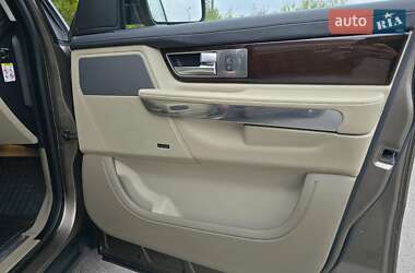 Внедорожник / Кроссовер Land Rover Range Rover Sport 2010 в 