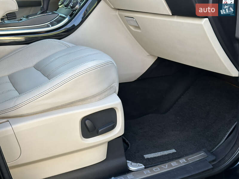 Позашляховик / Кросовер Land Rover Range Rover Sport 2009 в Києві