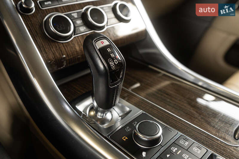 Позашляховик / Кросовер Land Rover Range Rover Sport 2017 в Одесі