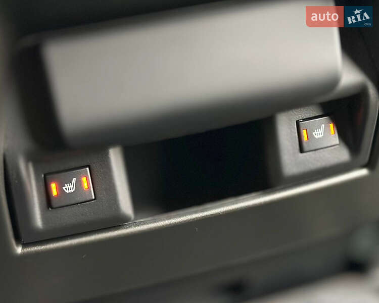 Внедорожник / Кроссовер Land Rover Range Rover Sport 2011 в Киеве