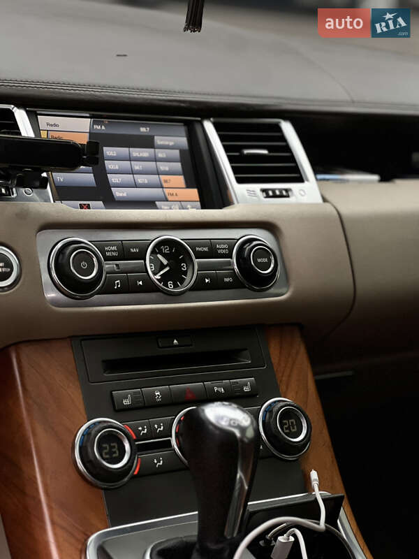 Внедорожник / Кроссовер Land Rover Range Rover Sport 2010 в Запорожье