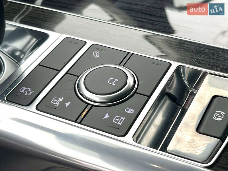 Внедорожник / Кроссовер Land Rover Range Rover Sport 2018 в Киеве фото 28 Внедорожник / Кроссовер Land Rover Range Rover Sport 2018 в Киеве