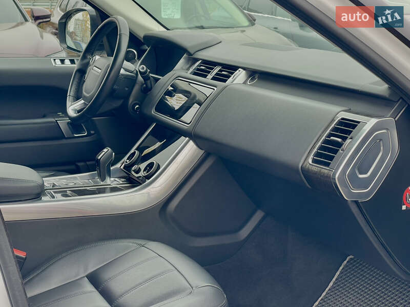 Внедорожник / Кроссовер Land Rover Range Rover Sport 2018 в Киеве фото 36 Внедорожник / Кроссовер Land Rover Range Rover Sport 2018 в Киеве