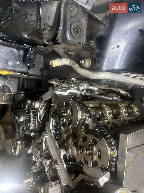 Внедорожник / Кроссовер Land Rover Range Rover Sport 2013 в Кривом Роге