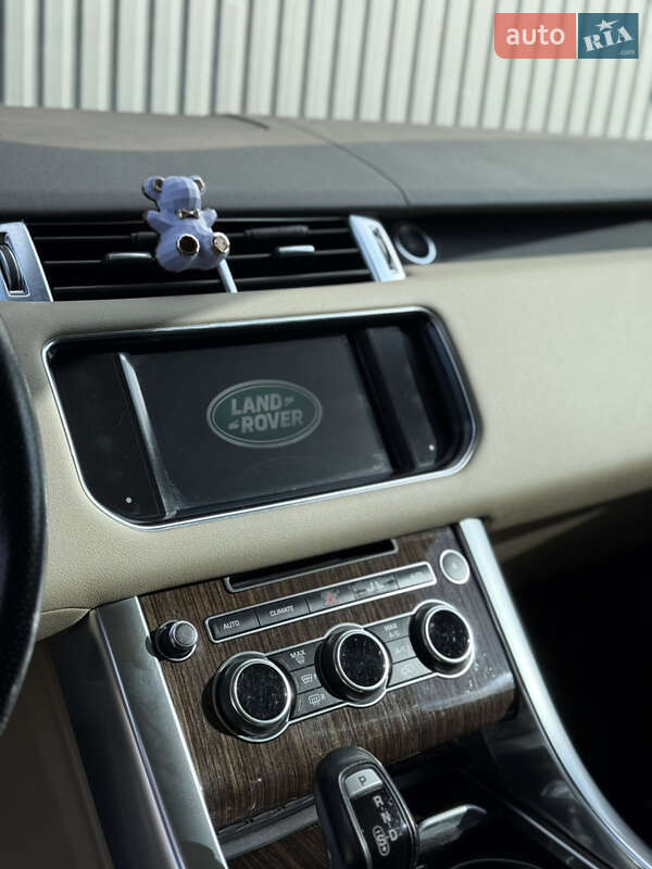 Внедорожник / Кроссовер Land Rover Range Rover Sport 2014 в Дубно