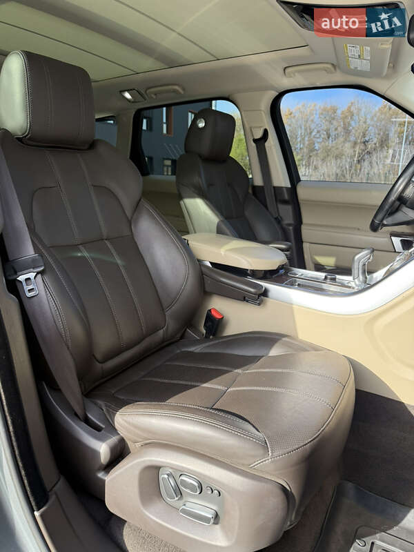 Внедорожник / Кроссовер Land Rover Range Rover Sport 2014 в Дубно