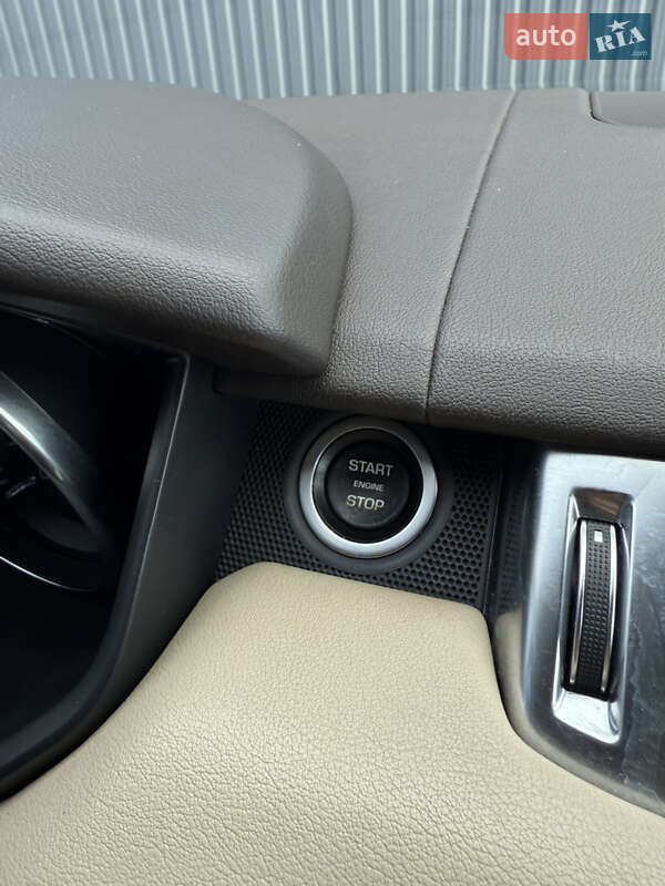 Внедорожник / Кроссовер Land Rover Range Rover Sport 2014 в Дубно