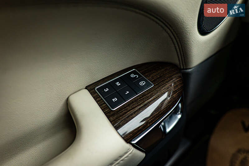 Внедорожник / Кроссовер Land Rover Range Rover Sport 2016 в Киеве фото 15 Внедорожник / Кроссовер Land Rover Range Rover Sport 2016 в Киеве