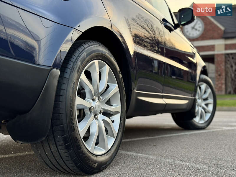 Внедорожник / Кроссовер Land Rover Range Rover Sport 2016 в Киеве