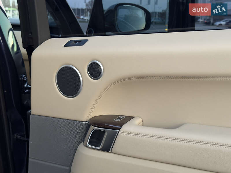 Внедорожник / Кроссовер Land Rover Range Rover Sport 2016 в Киеве