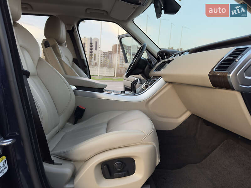 Внедорожник / Кроссовер Land Rover Range Rover Sport 2016 в Киеве