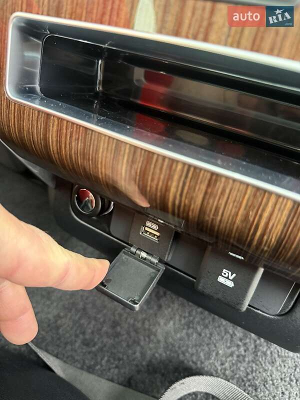 Внедорожник / Кроссовер Land Rover Range Rover Sport 2019 в Киеве фото 56 Внедорожник / Кроссовер Land Rover Range Rover Sport 2019 в Киеве