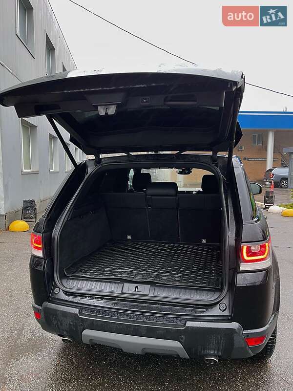 Внедорожник / Кроссовер Land Rover Range Rover Sport 2017 в Киеве фото 15 Внедорожник / Кроссовер Land Rover Range Rover Sport 2017 в Киеве