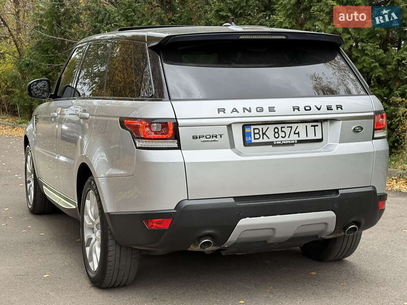 Позашляховик / Кросовер Land Rover Range Rover Sport 2016 в Рівному